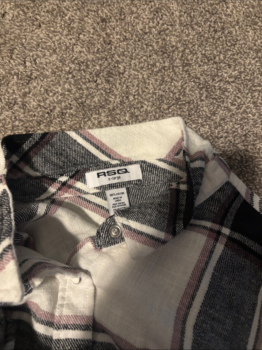 Women’s Tillys Black & White Plaid Button-Up Shirt - Picture 3 of 3